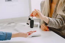 Правительство уточнило условия программы льготного автокредитования на 2025 год