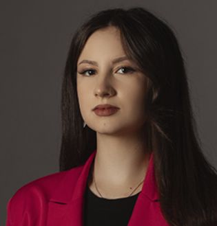 Анастасия Харисова 