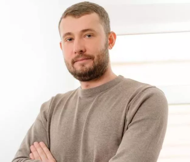 Артем Сакулин  